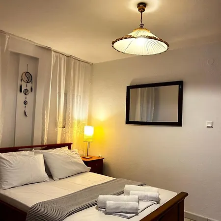 Jasmine Seaview Kavala